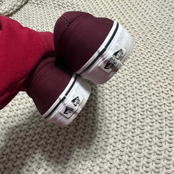 Burgundy vans slip ons - Picture 3 of 5